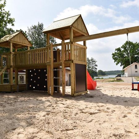 Ferienhaus Fuer Die Ganze Familie - Kamin-Sauna-See Krakow am See Esterno foto