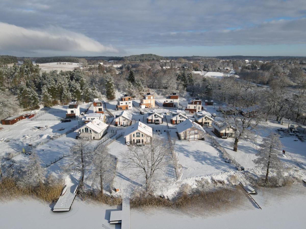 Ferienhaus Fuer Die Ganze Familie - Kamin-Sauna-See Krakow am See Esterno foto