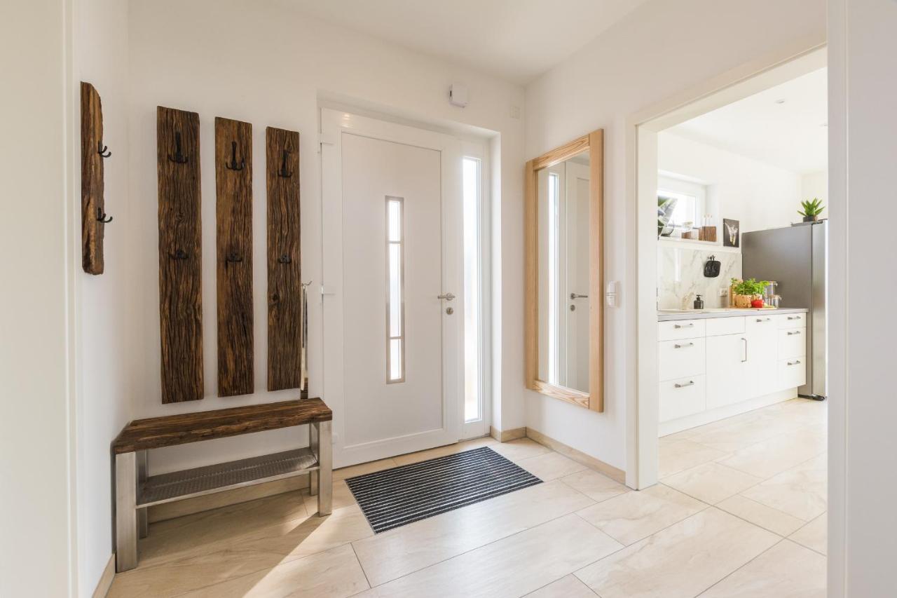 Ferienhaus Fuer Die Ganze Familie - Kamin-Sauna-See Krakow am See Esterno foto