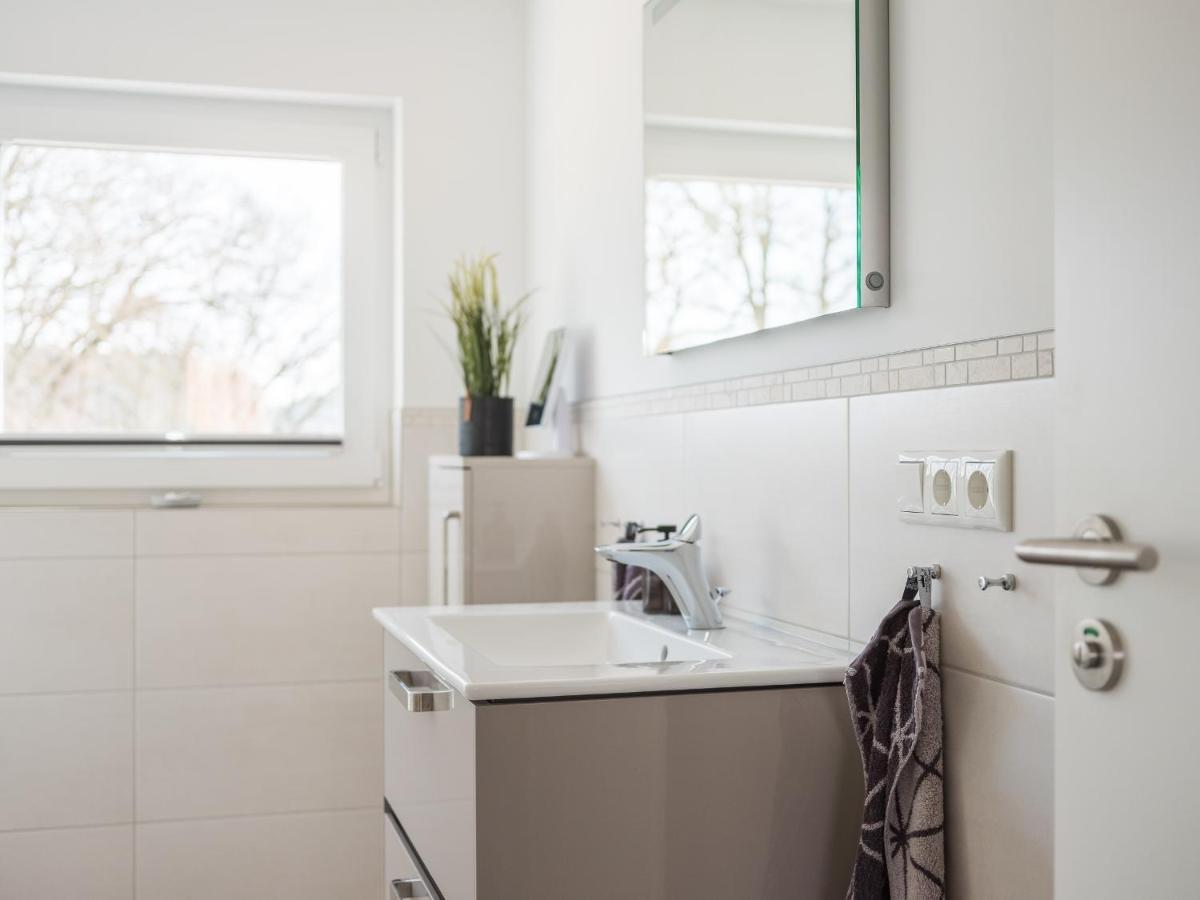 Ferienhaus Fuer Die Ganze Familie - Kamin-Sauna-See Krakow am See Esterno foto