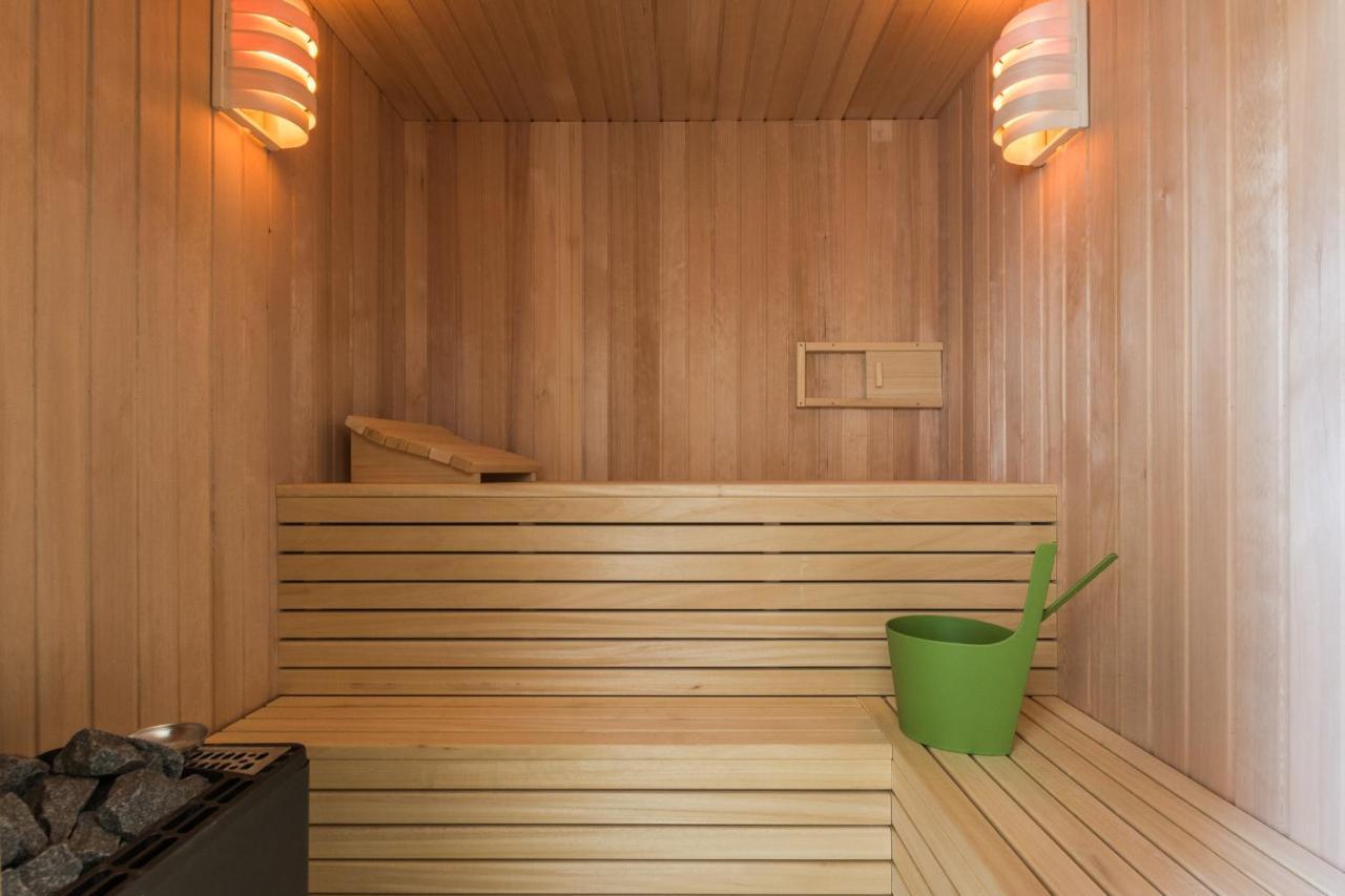 Ferienhaus Fuer Die Ganze Familie - Kamin-Sauna-See Krakow am See Esterno foto